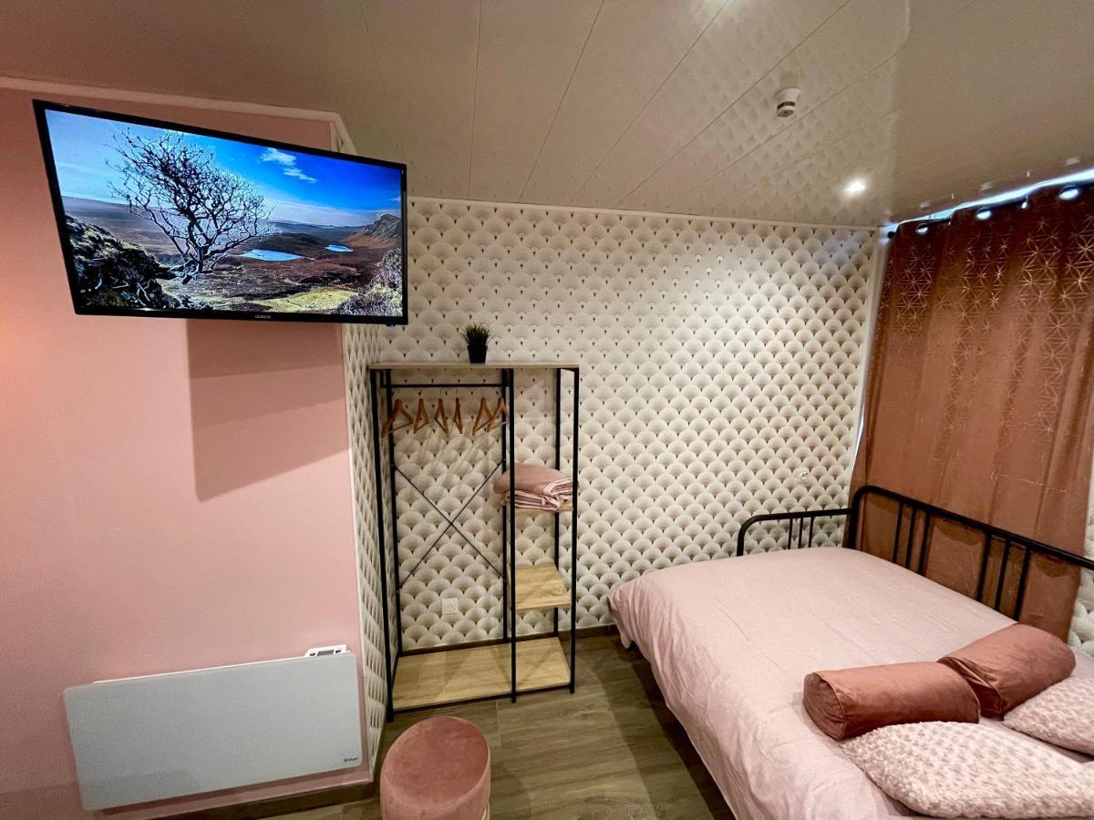 Capstay Color Valenciennes & Netflix Trith-Saint-Leger Kültér fotó