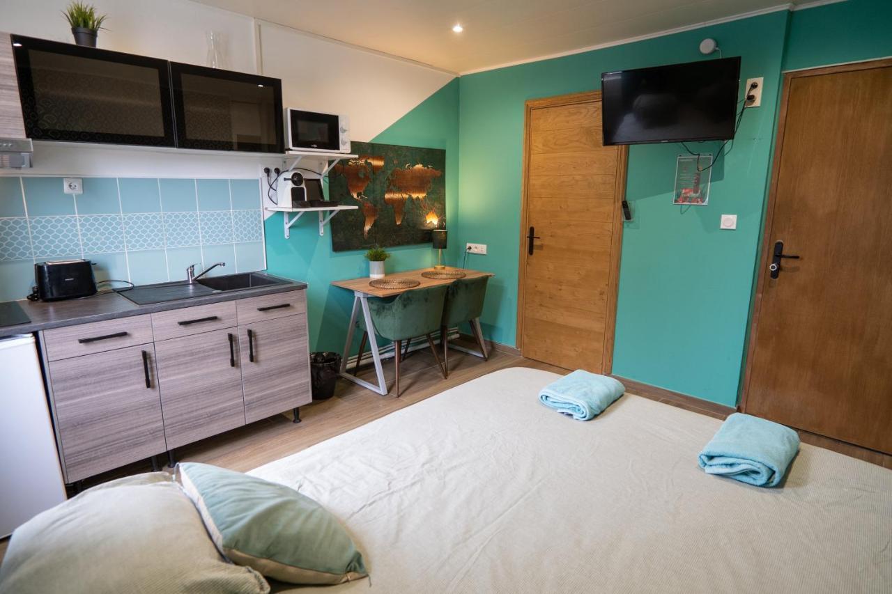 Capstay Color Valenciennes & Netflix Trith-Saint-Leger Kültér fotó